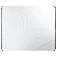 Load image into Gallery viewer, Stadium_Blanket_StadiumBlanket_MainFlat_H_Mockup.png_15752654